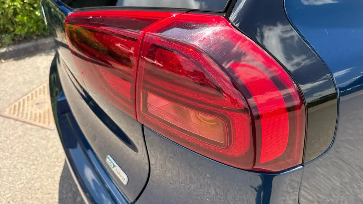 2021-kia-niro-16-gdi-3-big-29