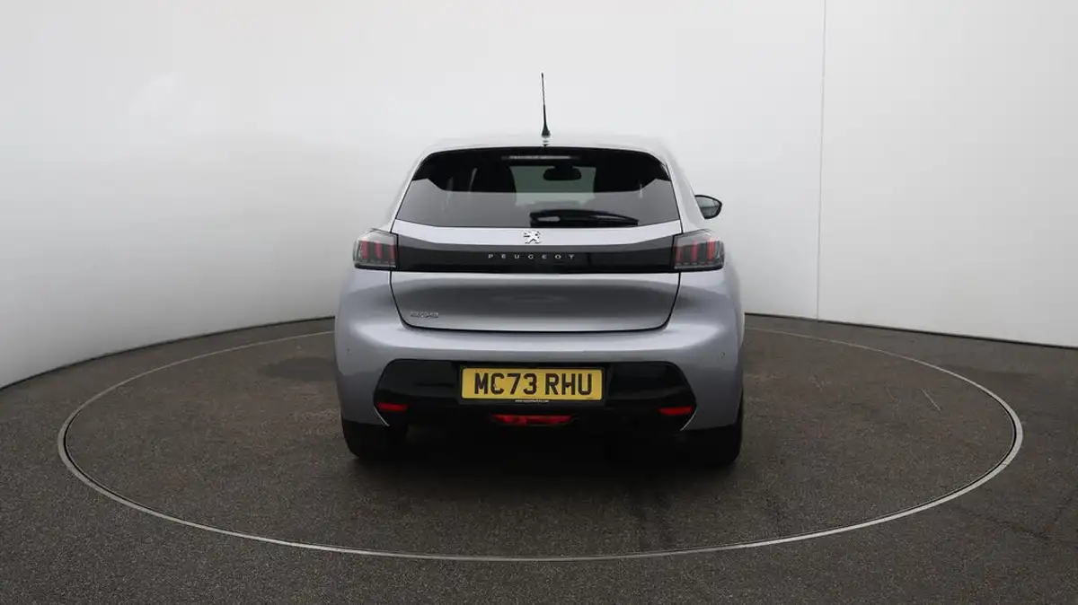 2023-peugeot-208-12-puretech-allure-premium-100ps-big-56