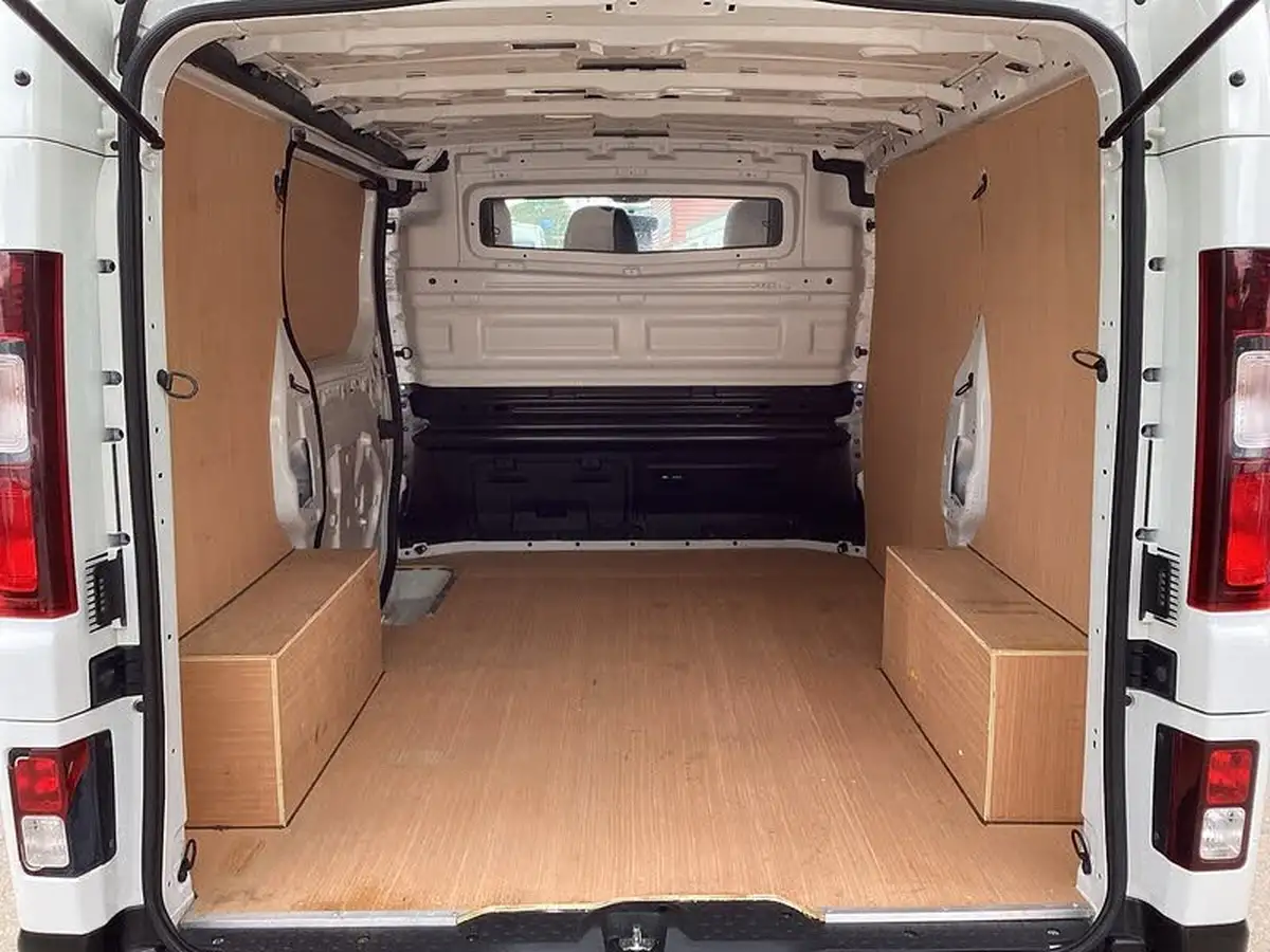 2020-renault-trafic-20dci-sl28-energy-120-business-big-35