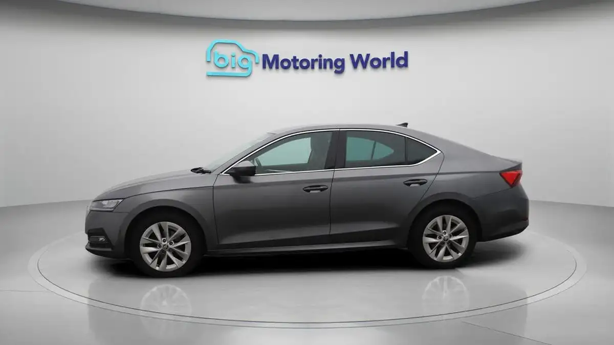 2022-skoda-octavia-20tdi-se-l-116ps-hatchback-dsg-big-4
