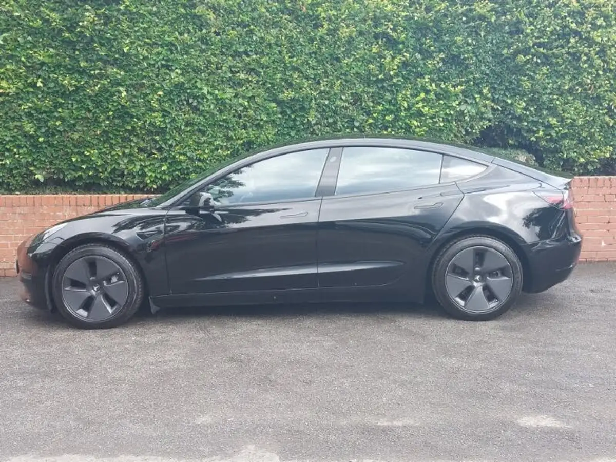 2020-tesla-model-3-e-long-range-big-3
