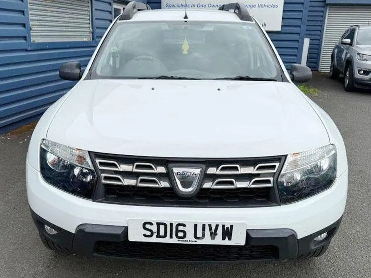 2016-dacia-duster-16-ambiance-big-1