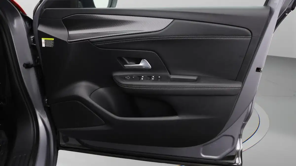 2024-vauxhall-mokka-12-gs-130ps-auto-big-15