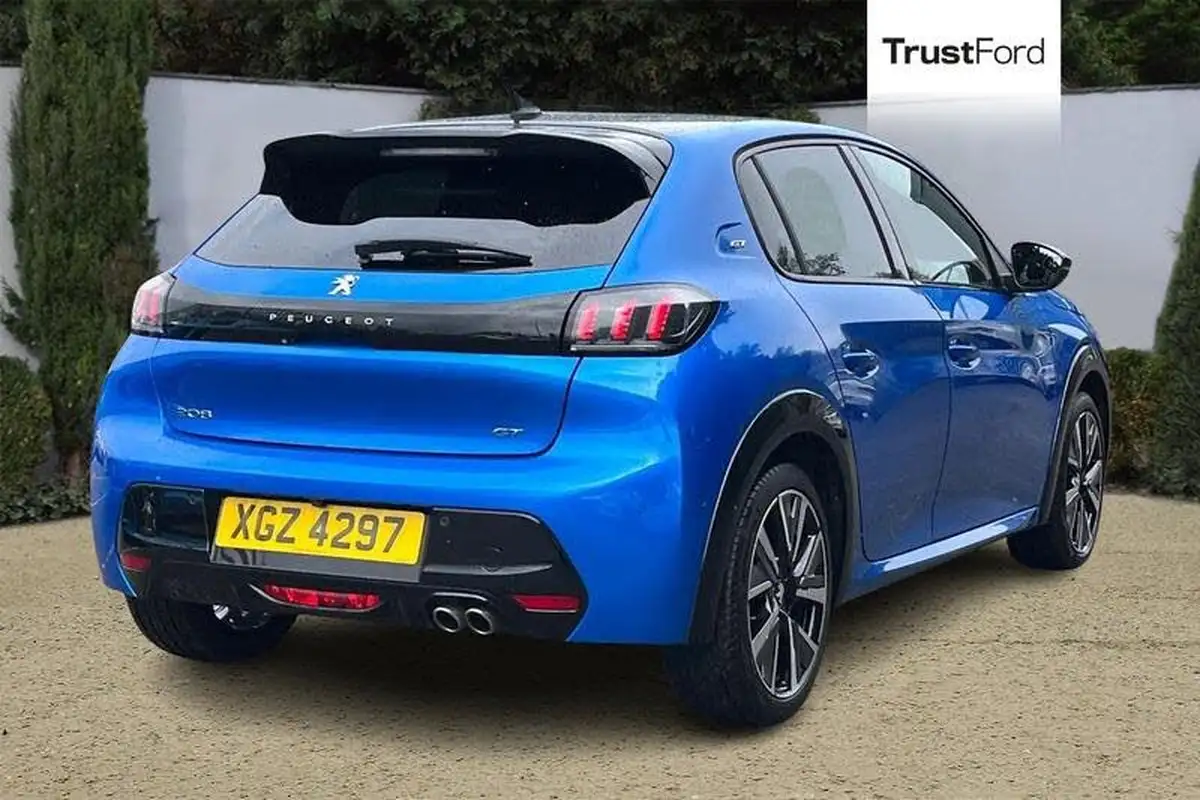 2022-peugeot-208-12-puretech-gt-130bhp-eat8-big-3