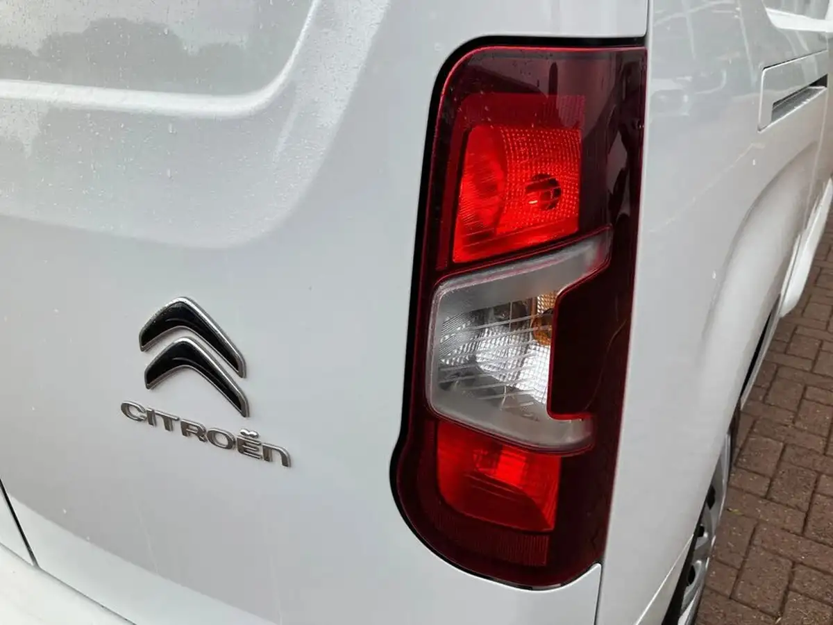 2019-citroen-berlingo-16bluehdi-950-x-big-48