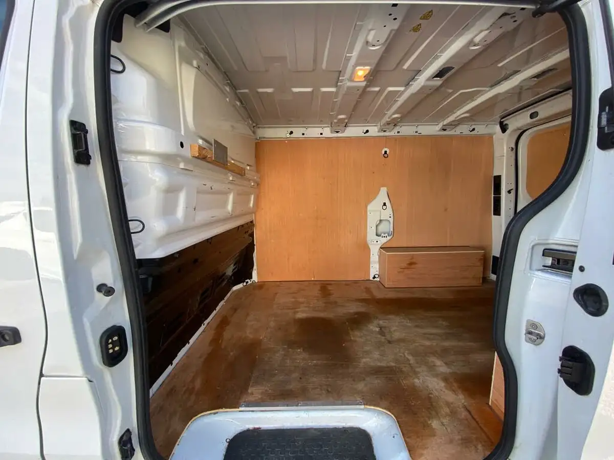 2021-renault-trafic-20dci-sl30-energy-120-business-panel-big-40