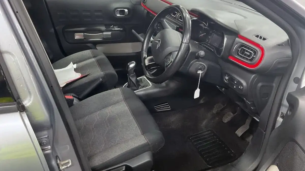 2019-citroen-c3-12-puretech-flair-nav-edition-82ps-ss-big-7