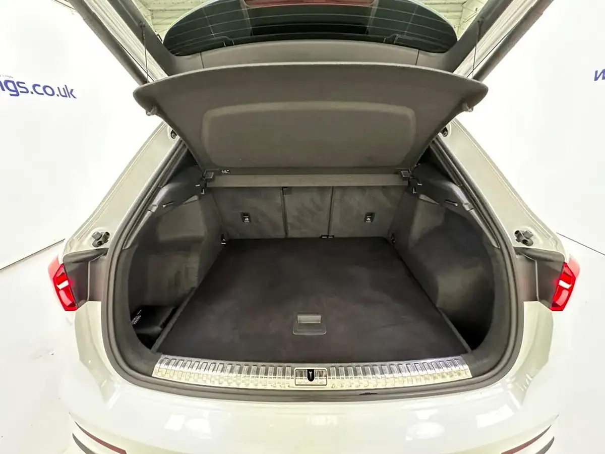 2021-audi-q3-15-35-tfsi-s-line-cod-station-wagon-big-26
