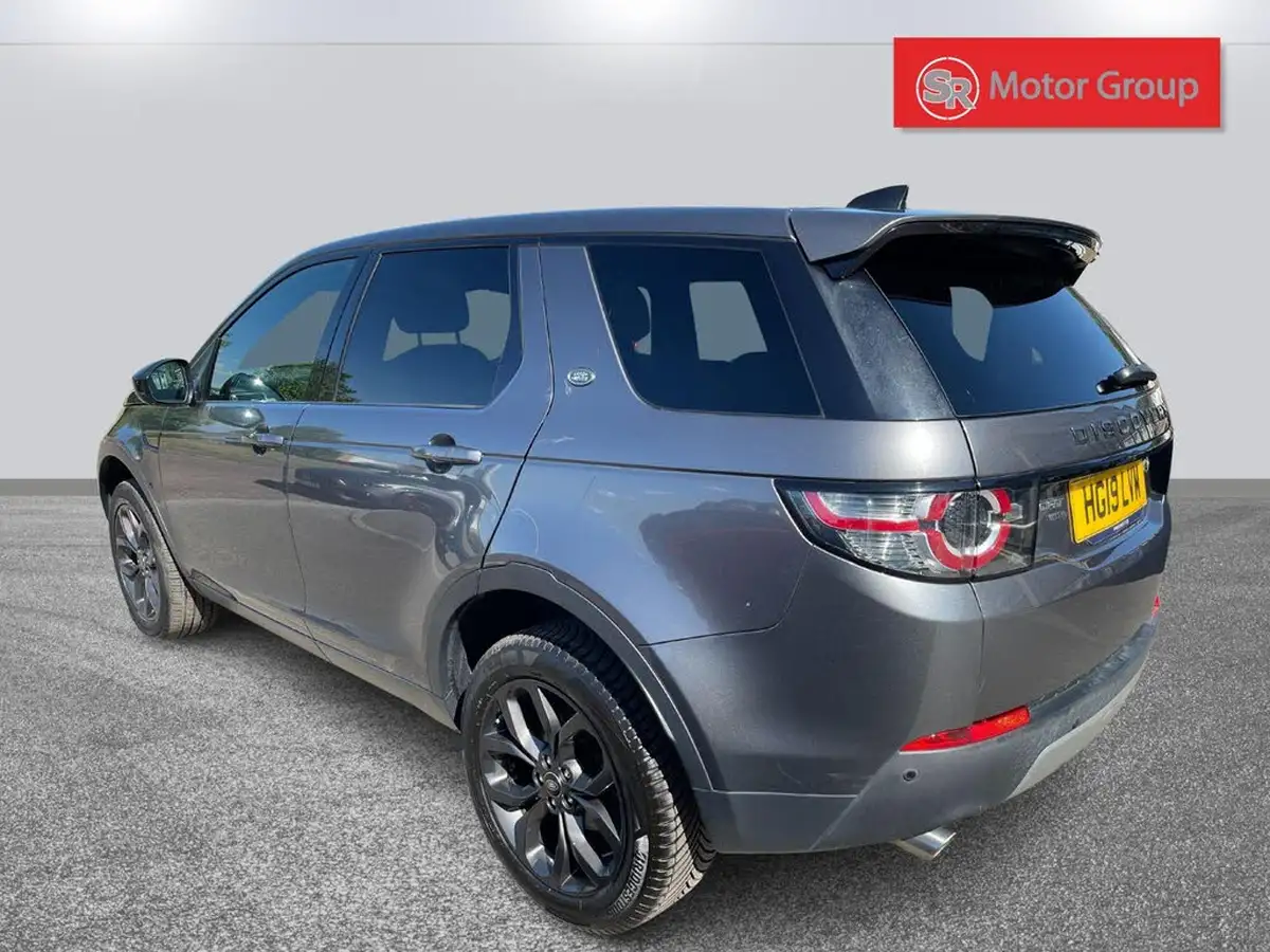 2019-land-rover-discovery-sport-20td4-landmark-big-17
