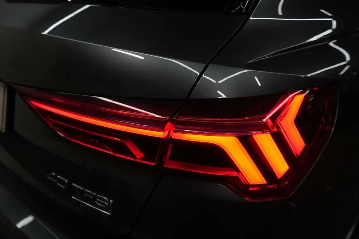 2019-audi-q3-20-40-tfsi-s-line-big-11