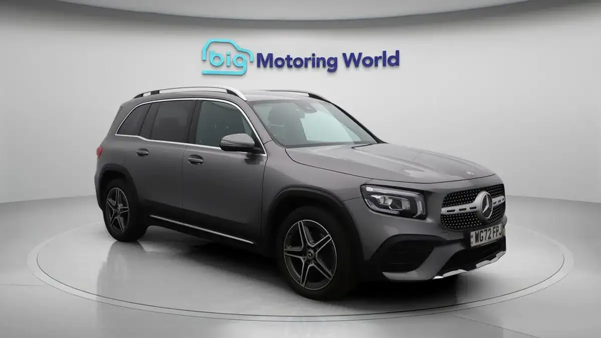2021-mercedes-benz-glb-class-13-glb200-amg-line-8g-tronic-big-1