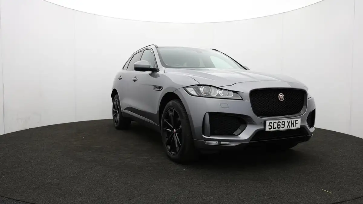2020-jaguar-f-pace-20-i4d-chequered-flag-180ps-big-45