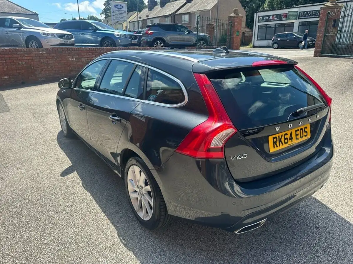 2014-volvo-v60-20td-d4-se-lux-181bhp-nav-1969cc-geartronic-big-46