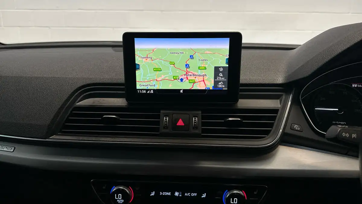 2020-audi-q5-20-50-tfsi-e-s-line-big-11
