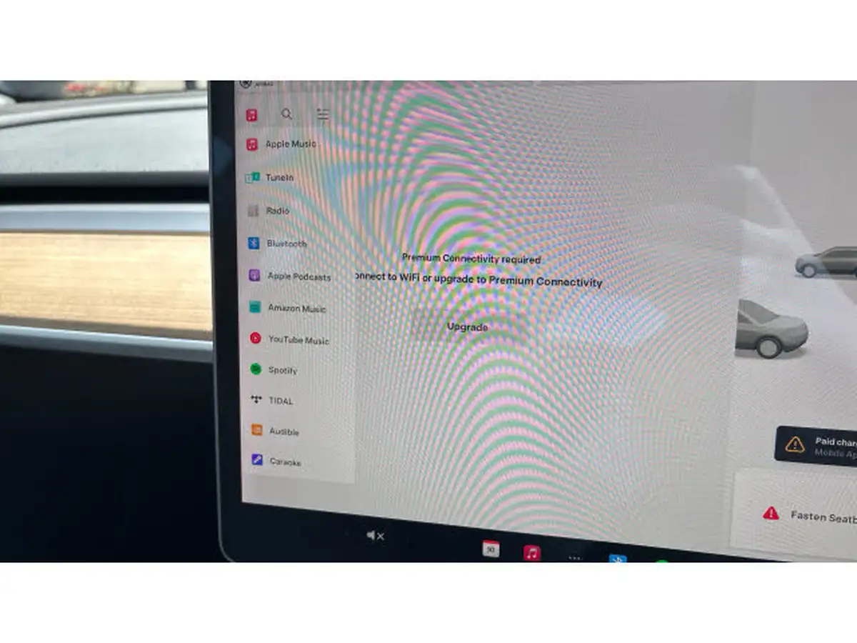 2021-tesla-model-3-e-long-range-awd-big-40