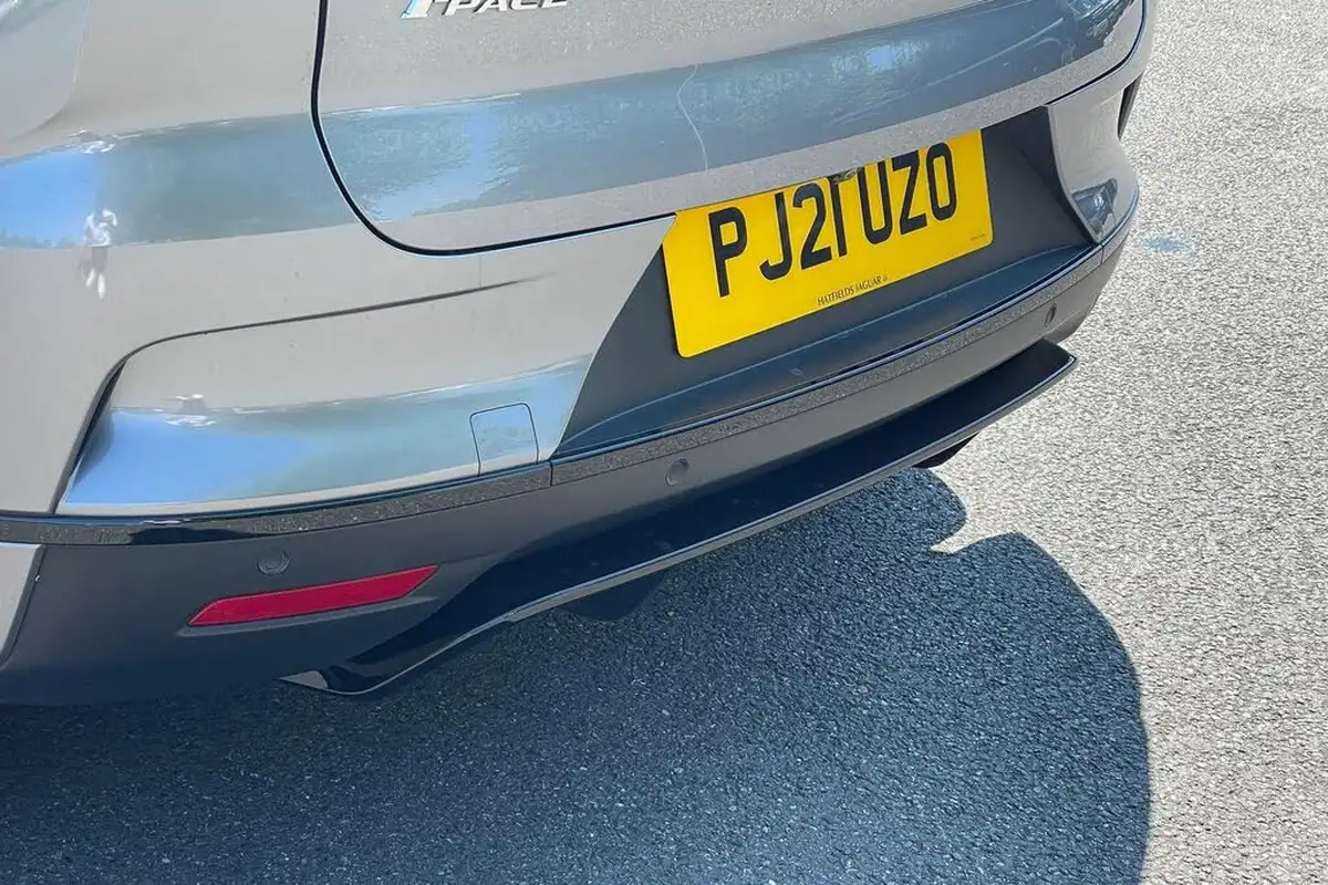 2021-jaguar-i-pace-ev400-se-big-62
