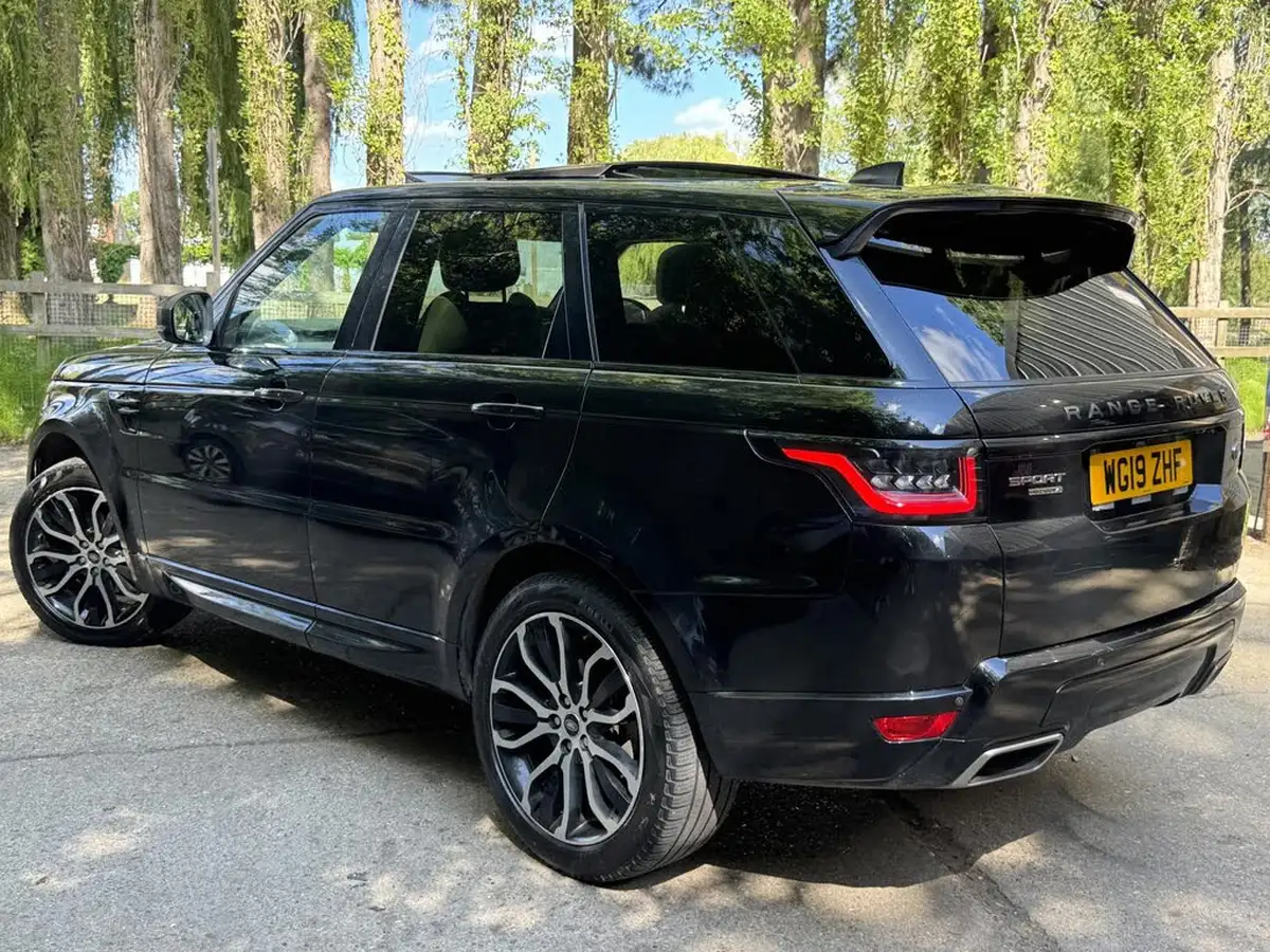 2019-land-rover-range-rover-sport-30-sdv6-hse-dynamic-big-32