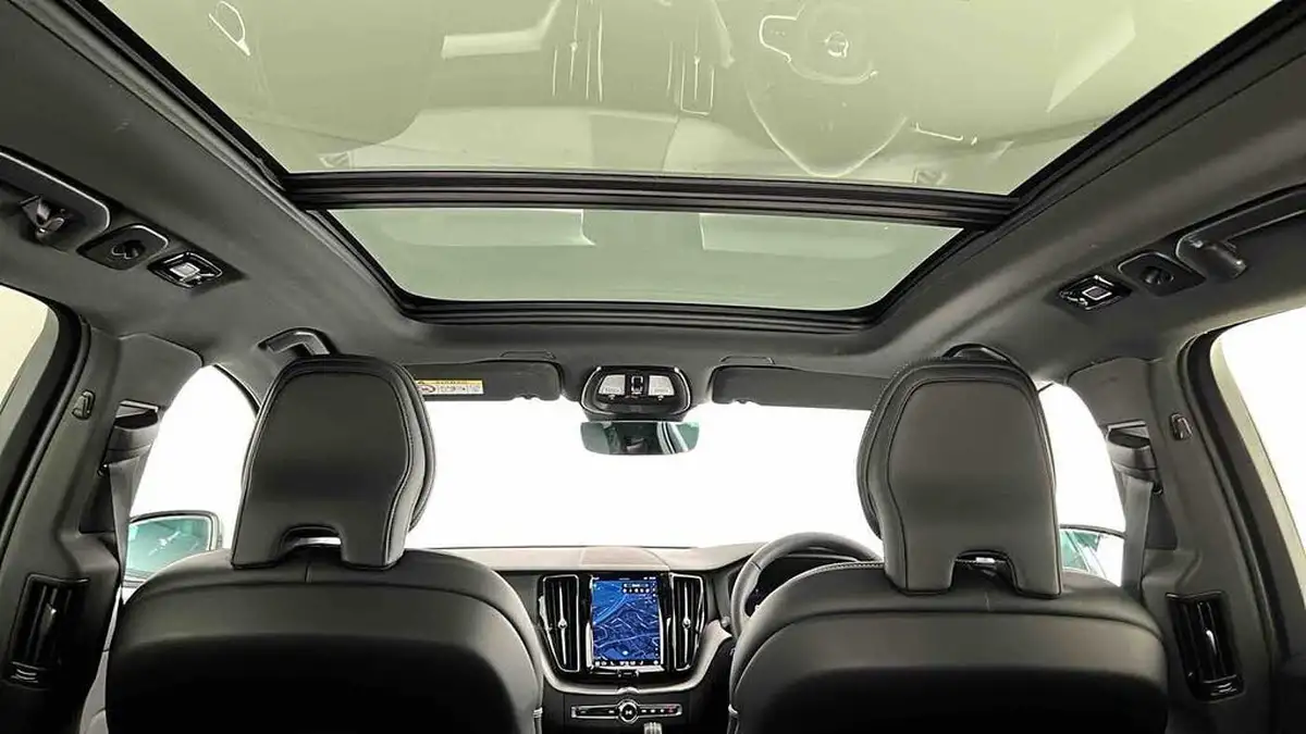 2022-volvo-xc60-20-t6-r-design-350bhp-plug-in-hybrid-big-47