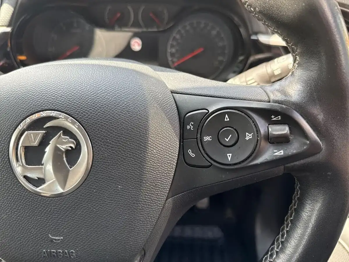 2021-vauxhall-corsa-12i-se-big-16