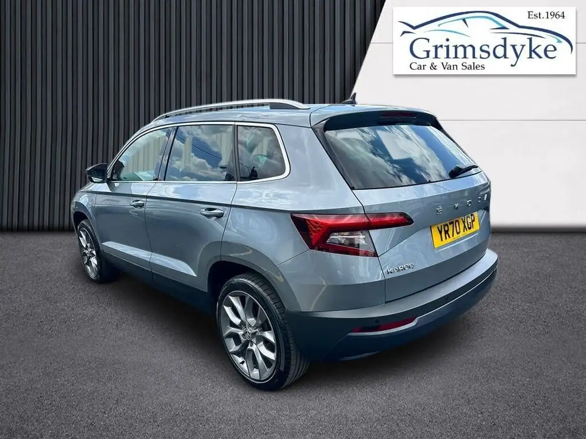 2020-skoda-karoq-15-tsi-se-l-dsg-big-1