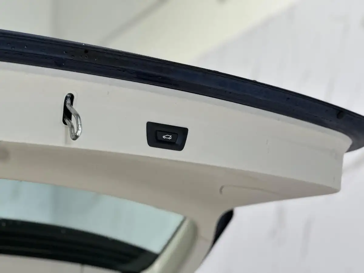 2021-bmw-x3-20-xdrive-30e-xline-big-23