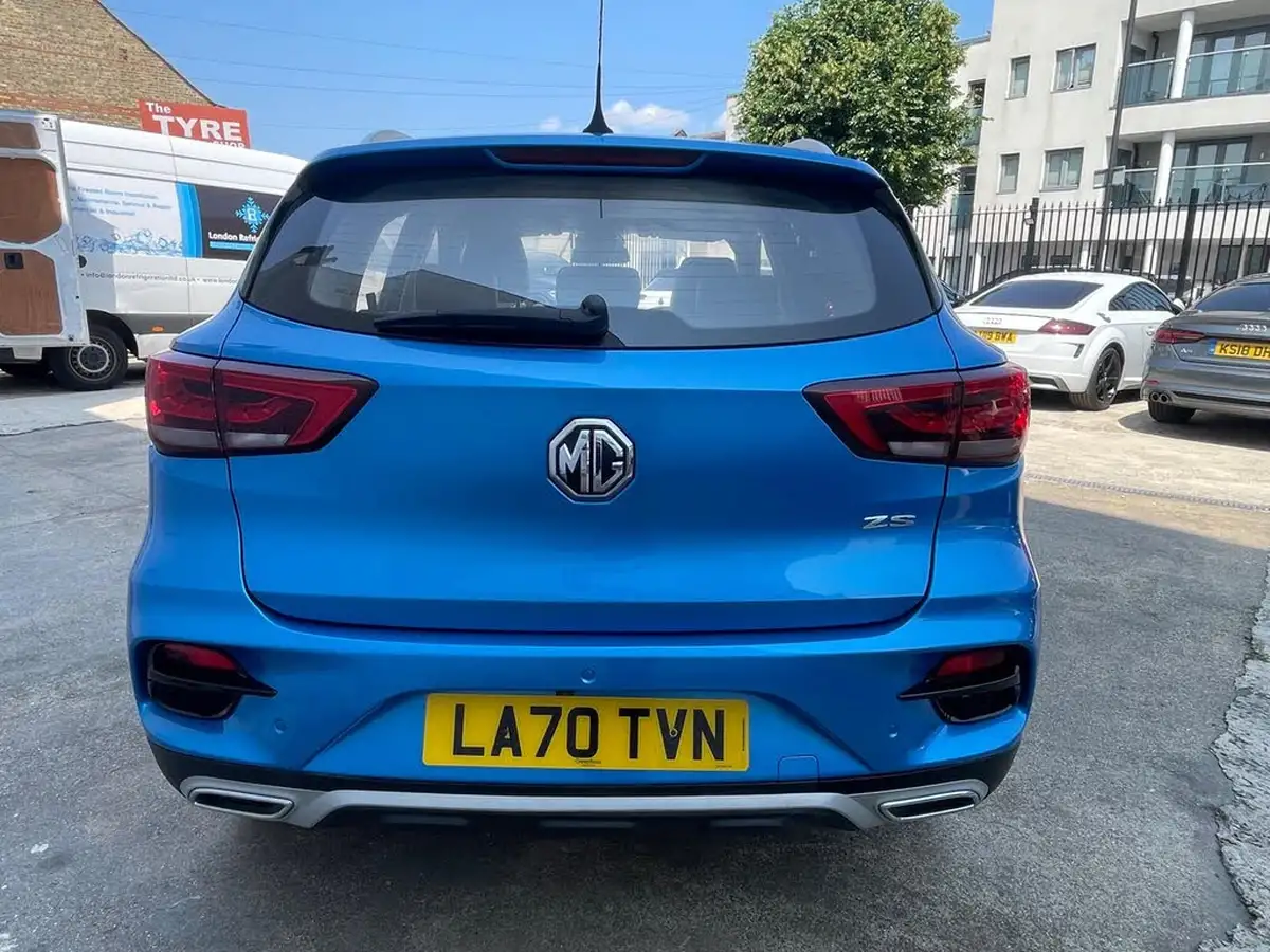 2021-mg-zs-suv-10t-gdi-exclusive-auto-big-3