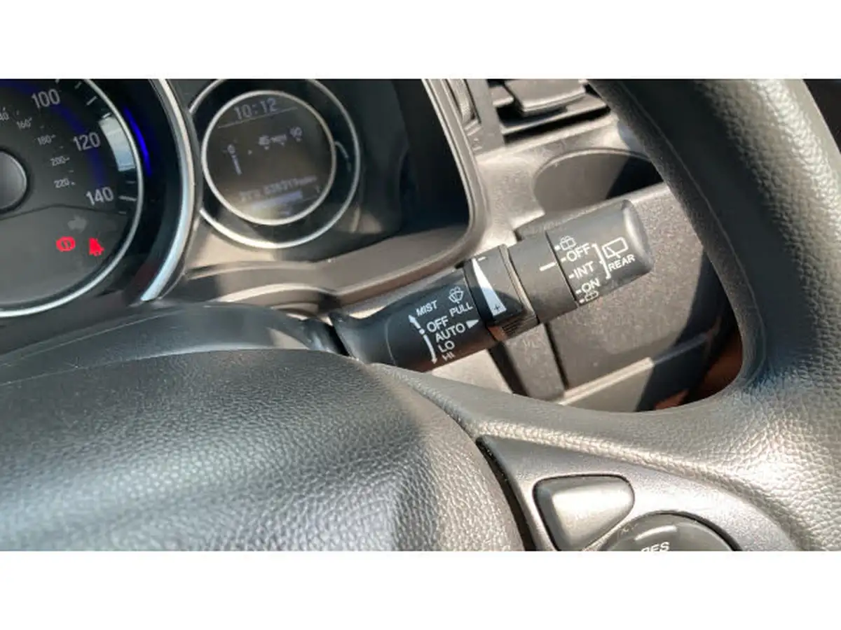 2018-honda-jazz-13-i-vtec-s-big-29