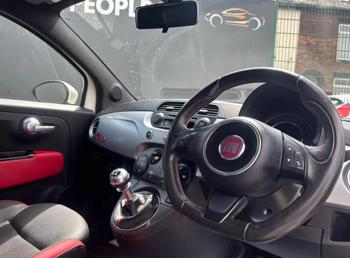 2015-fiat-500-12-s-big-11