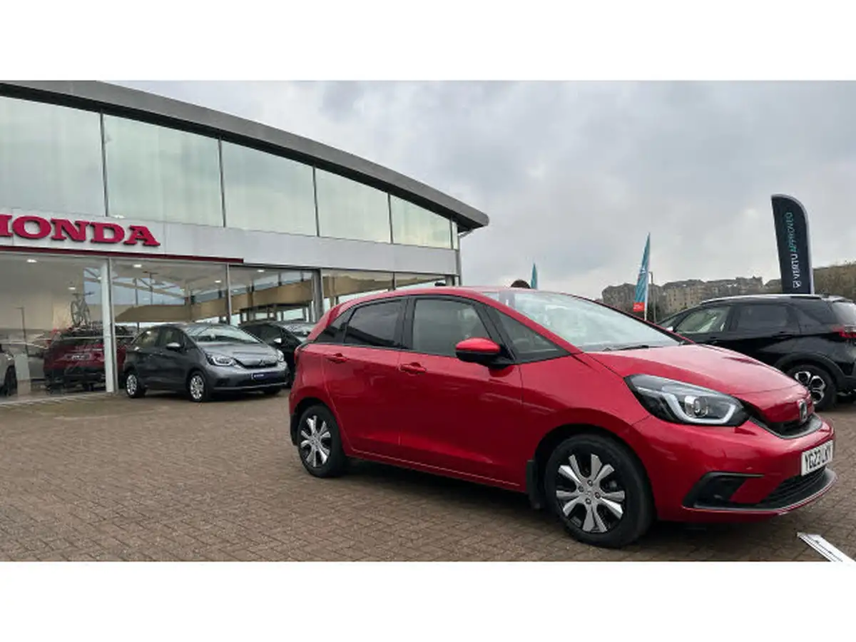2023-honda-jazz-15-i-mmd-sr-big-12