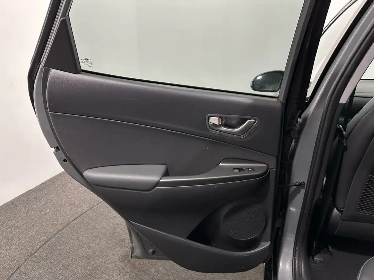 2020-hyundai-kona-e-premium-se-64kwh-105kw-obc-big-37