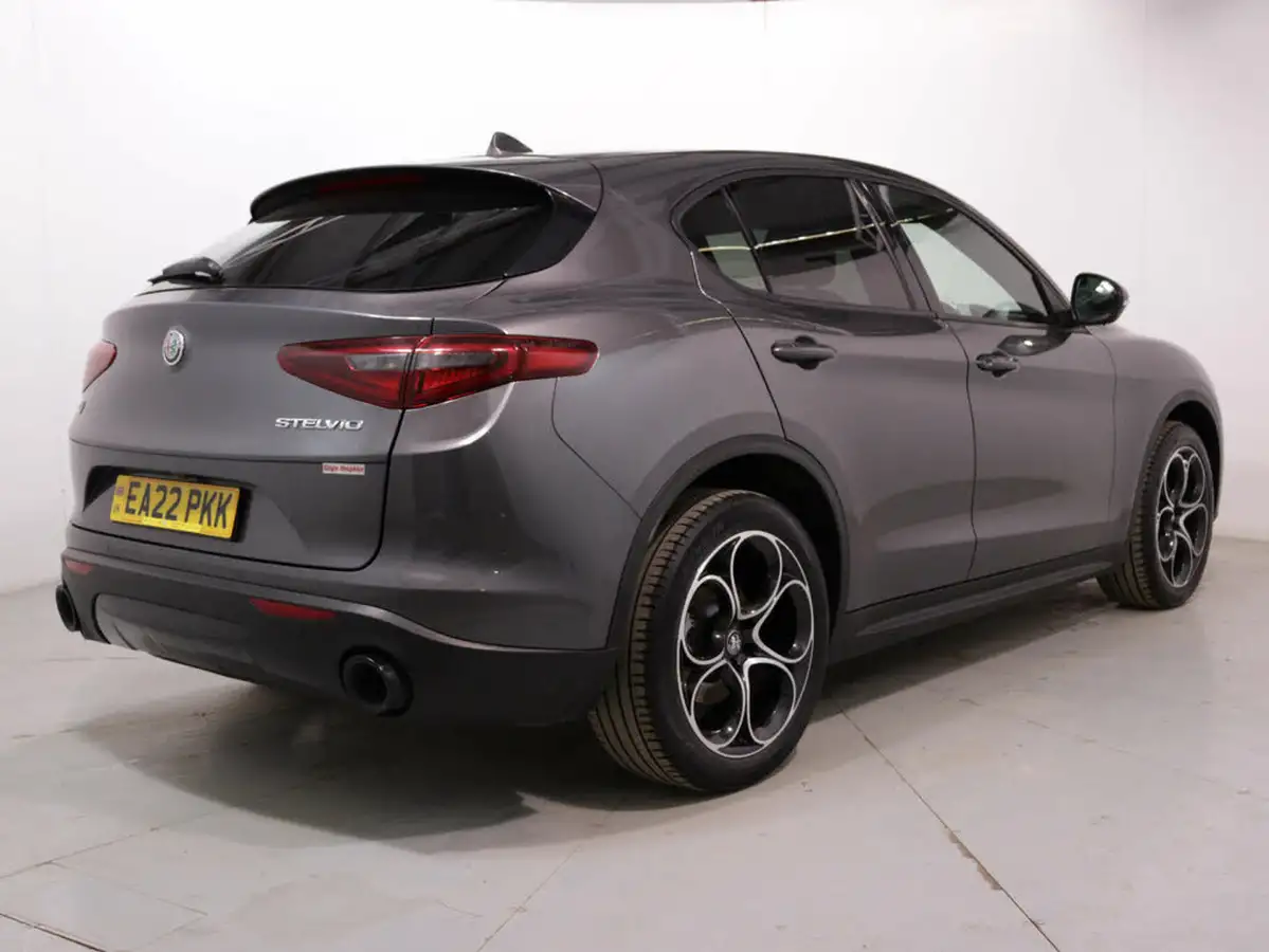2022-alfa-romeo-stelvio-20-sprint-197bhp-big-6