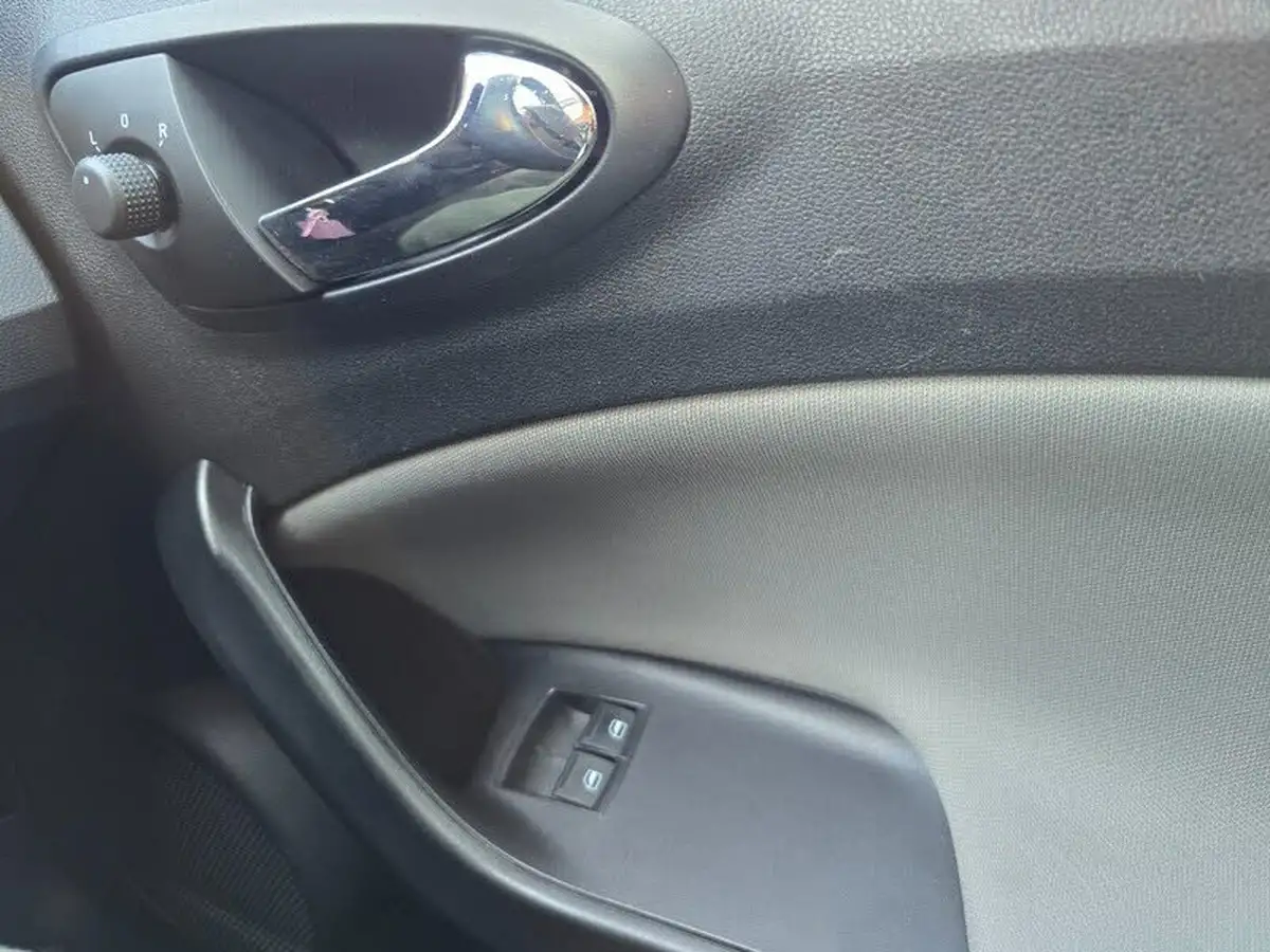 2016-seat-ibiza-12-tsi-se-technology-hatchback-5d-big-22