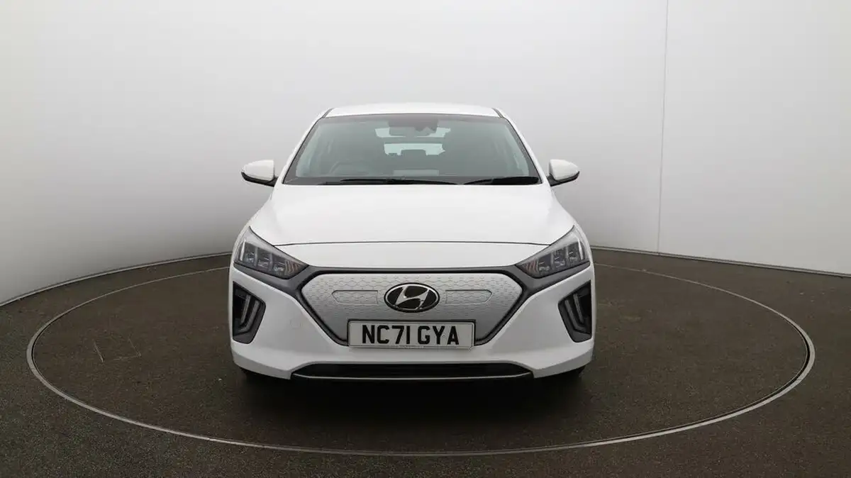2022-hyundai-ioniq-e-premium-electric-big-2