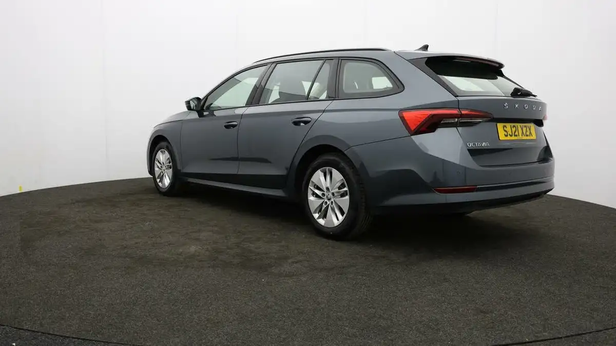 2021-skoda-octavia-10-tsi-se-technology-estate-big-68