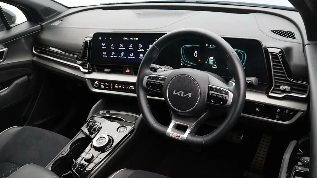 2024-kia-sportage-16-t-gdi-gt-line-226bhp-hev-auto-big-8