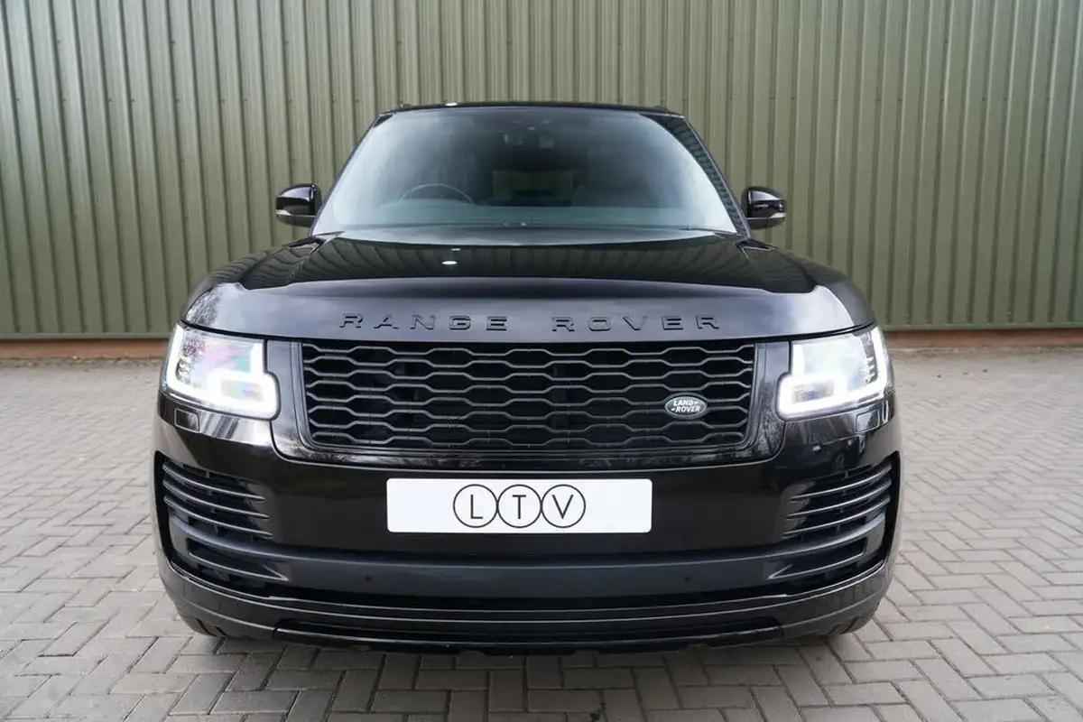 2020-land-rover-range-rover-44-sdv8-vogue-big-56