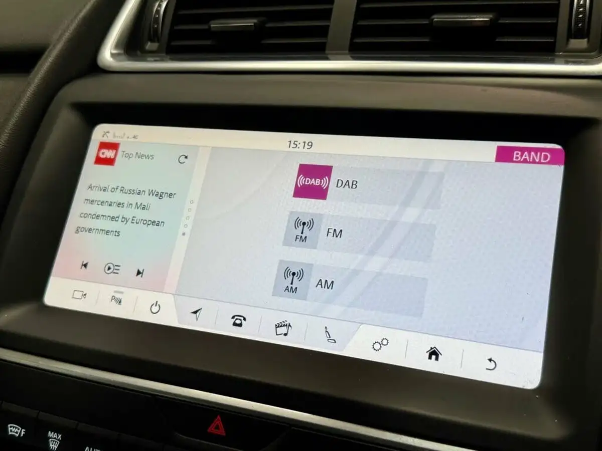 2020-jaguar-e-pace-20-i4d-s-awd-auto-big-22