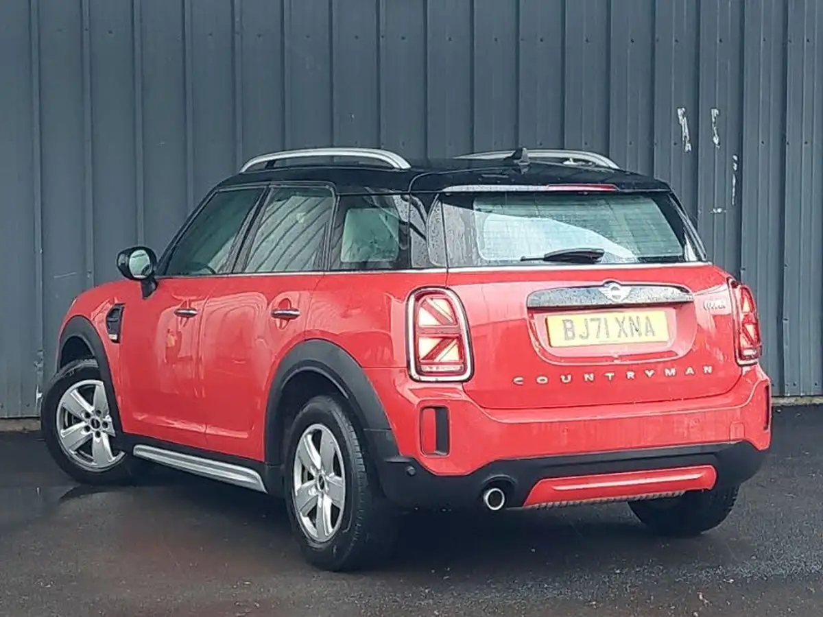 2021-mini-countryman-15-cooper-classic-auto-big-1