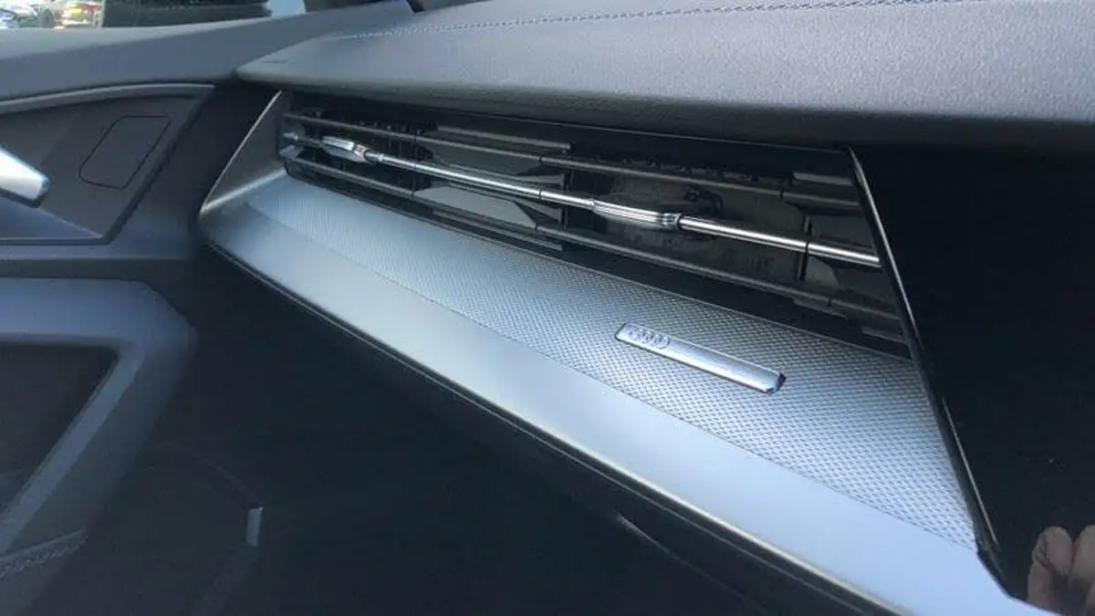 2023-audi-a3-15-35-tfsi-edition-1-sportback-5d-s-tronic-big-38