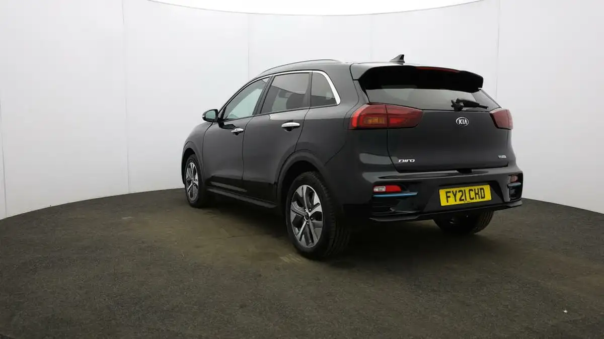 2021-kia-e-niro-ev-3-big-35