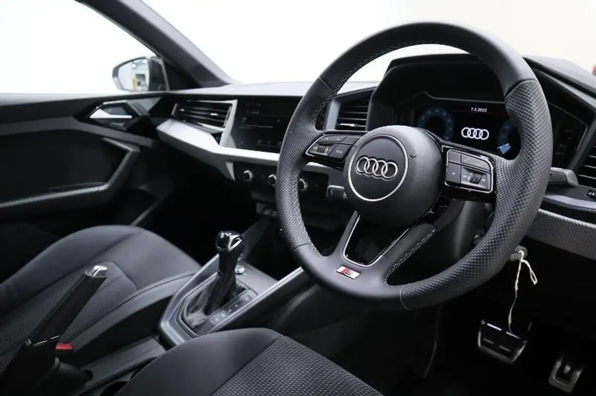 2024-audi-a1-10-30-tfsi-s-line-116ps-tronic-big-5