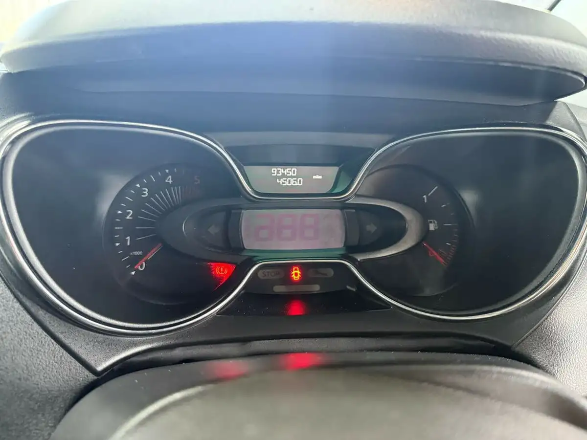 2016-renault-captur-15dci-expression-big-15