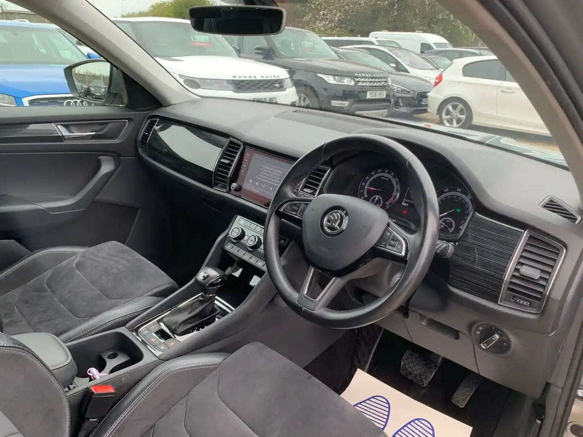 2017-skoda-kodiaq-20tdi-se-l-150ps-4x4-5-seatsss-dsg-big-10