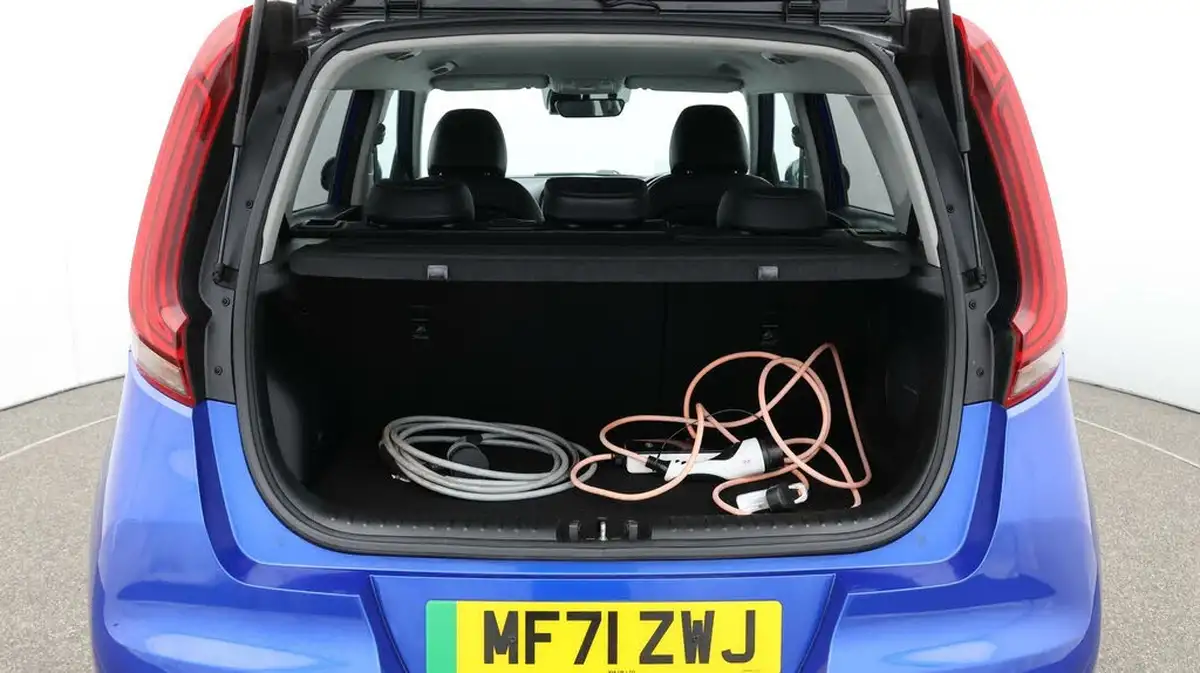 2021-kia-soul-ev-first-edition-big-17