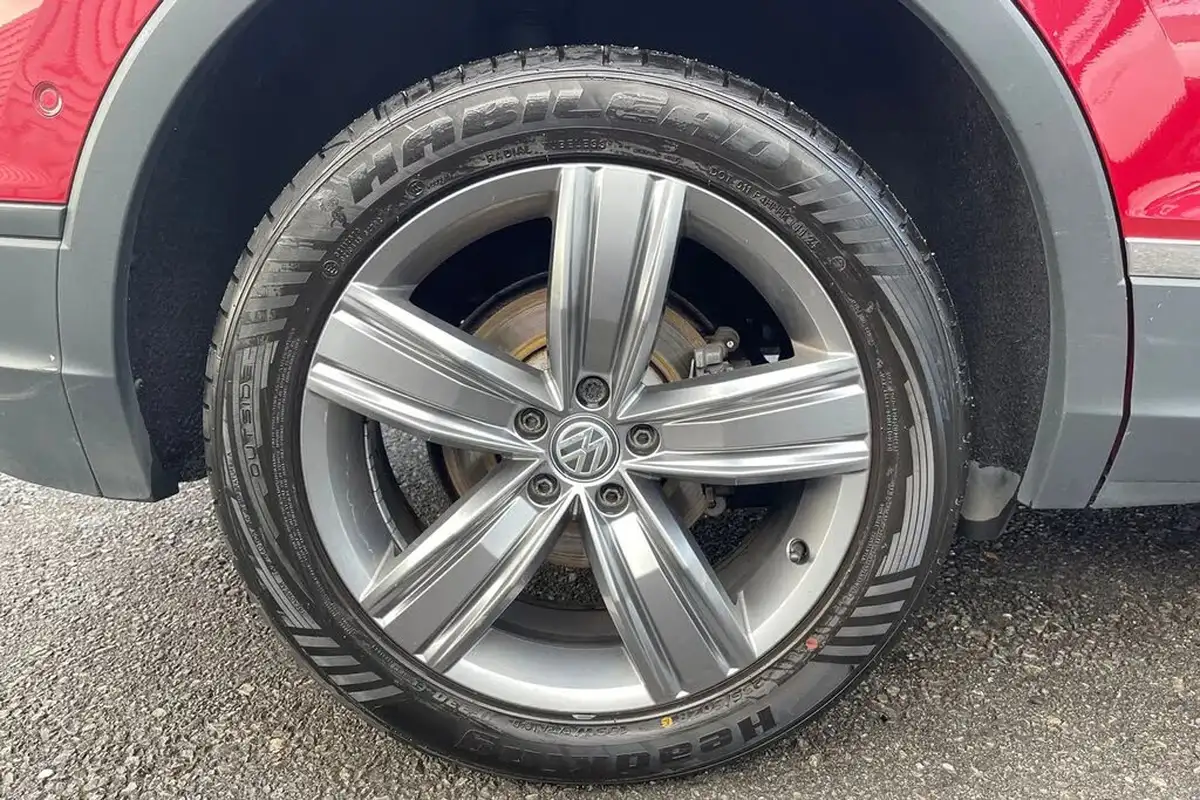 2019-volkswagen-tiguan-allspace-20tdi-match-150ps-4motion-dsg-big-6