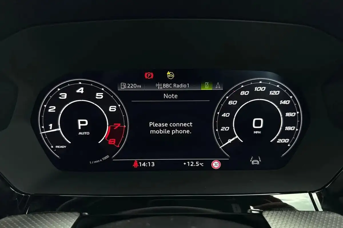 2022-audi-rs3-25-tfsi-carbon-black-saloon-4d-big-46
