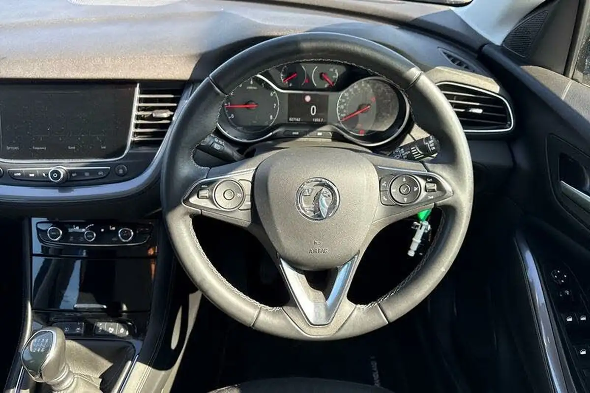 2020-vauxhall-grandland-x-12-business-edition-nav-big-11