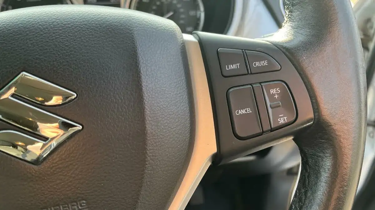 2017-suzuki-vitara-16-sz-t-big-25