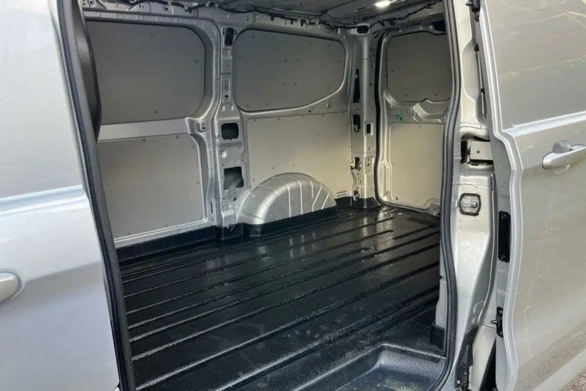 2024-ford-transit-custom-20tdci-300-l1h1-sport-170pseu6e-panel-van-1996cc-auto-big-19