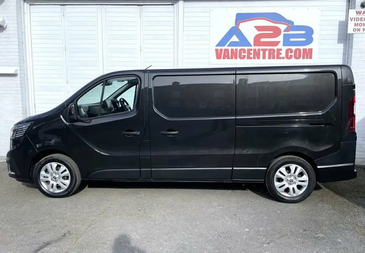 2022-renault-trafic-20dci-ll30-130-sport-big-4